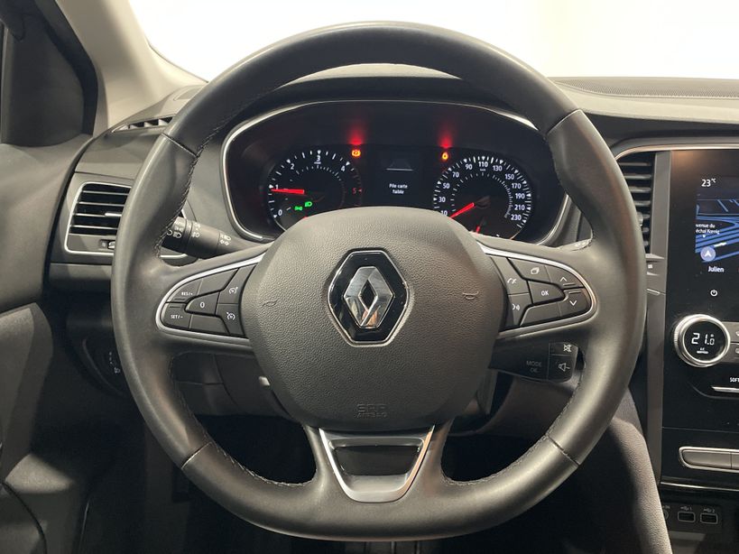 RENAULT MEGANE IV BERLINE 2021 - Photo n°14