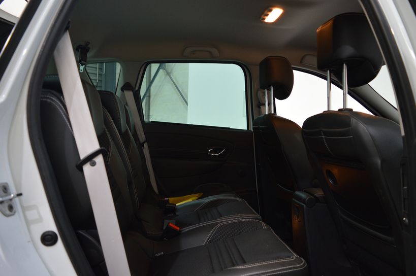 RENAULT SCENIC III 2016 - Photo n°6