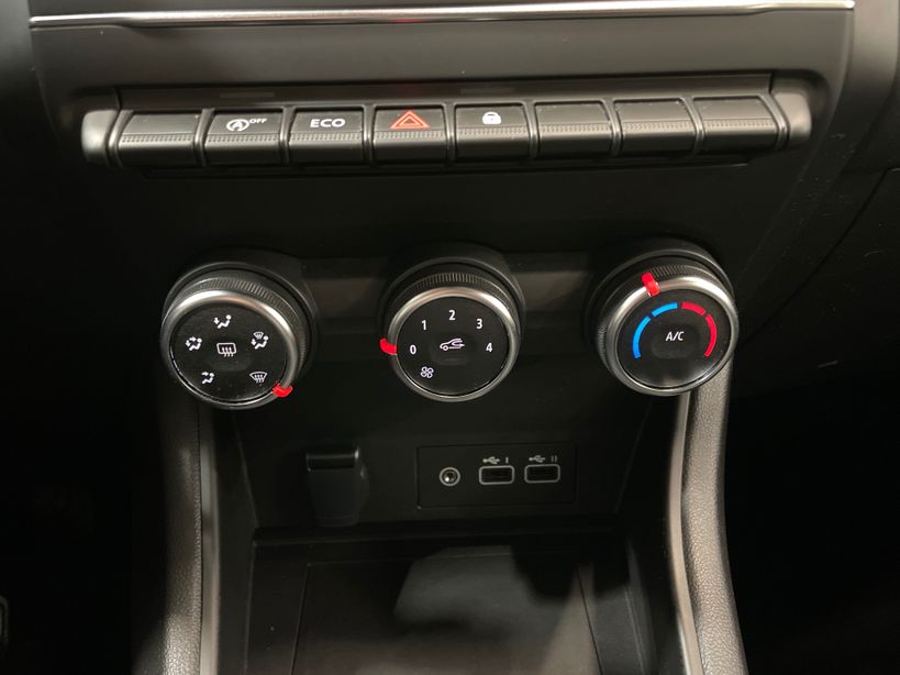 RENAULT CAPTUR 2023 - Photo n°17