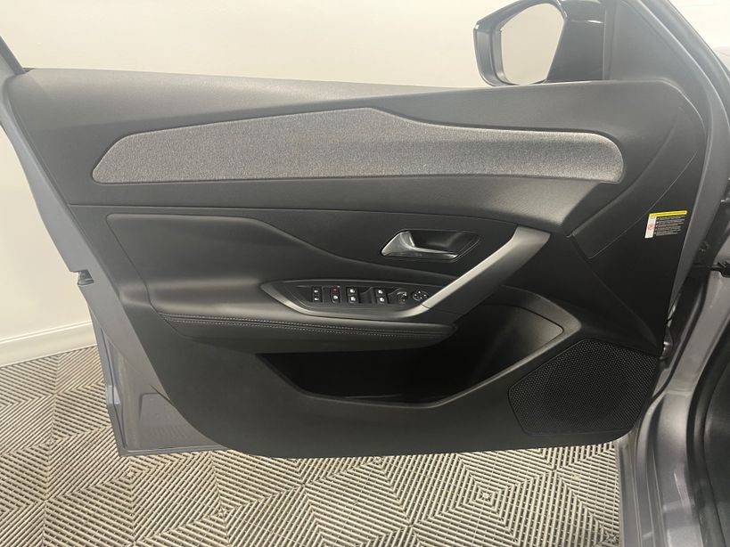 PEUGEOT 308 2024 - Photo n°8