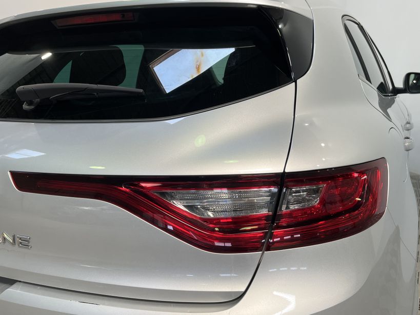 RENAULT MEGANE IV BERLINE BUSINESS 2021 - Photo n°8