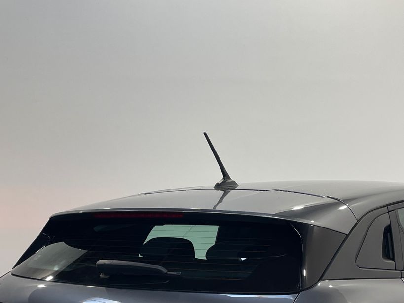 RENAULT MEGANE E TECH 2023 - Photo n°47