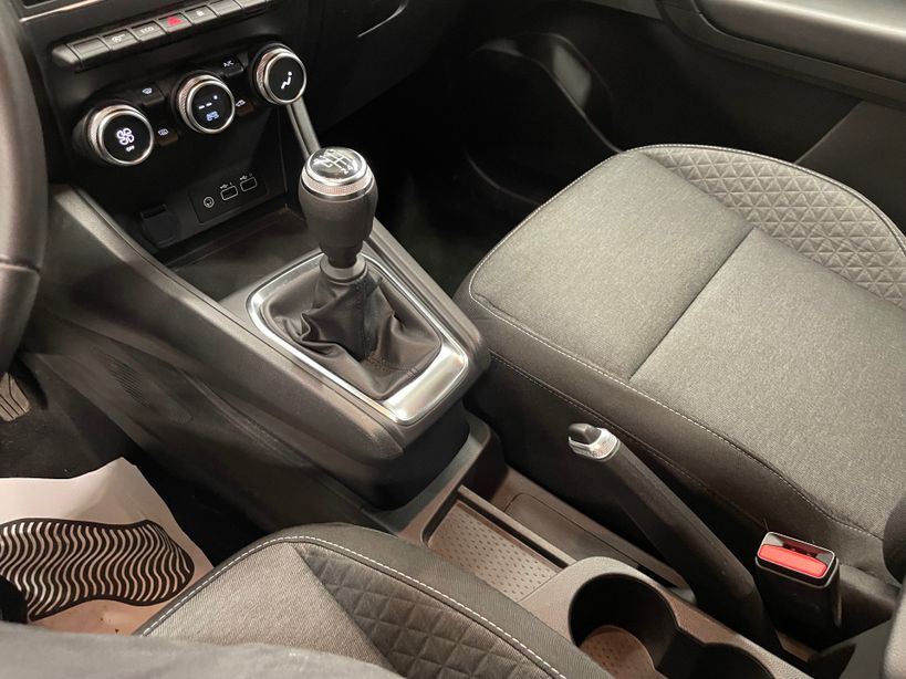 RENAULT CAPTUR 2023 - Photo n°23