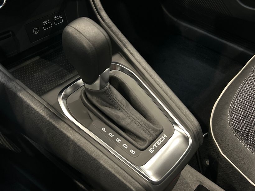 RENAULT CAPTUR 2023 - Photo n°18