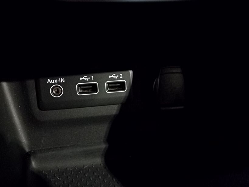 RENAULT MEGANE IV BERLINE 2021 - Photo n°24
