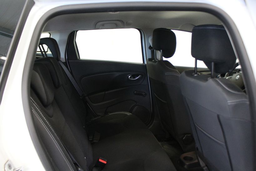 RENAULT CLIO IV ESTATE 2017 - Photo n°7