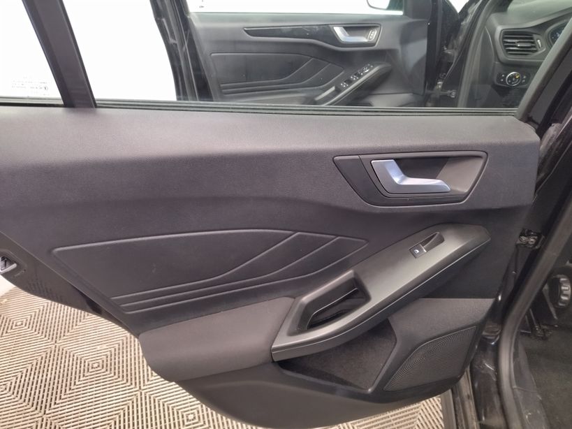 FORD FOCUS 2020 - Photo n°17