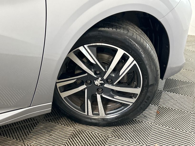 PEUGEOT 208 2023 - Photo n°8