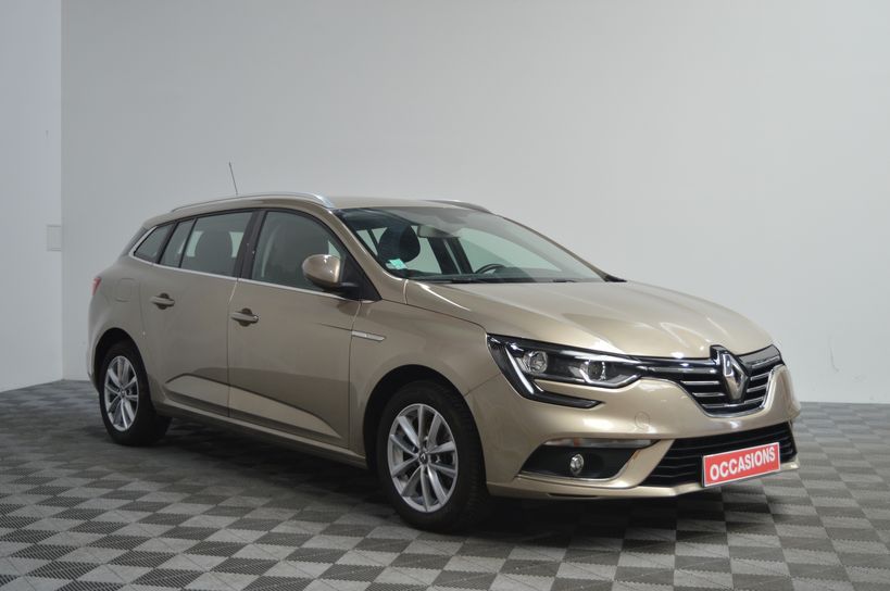 RENAULT MEGANE IV ESTATE 2019 - Photo n°2