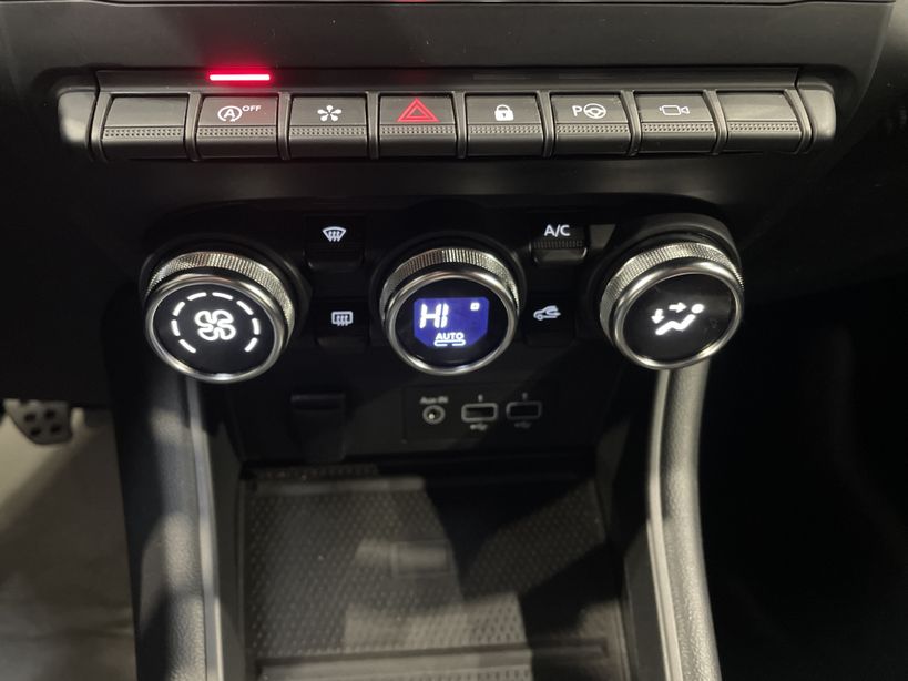 RENAULT CAPTUR 2021 - Photo n°18