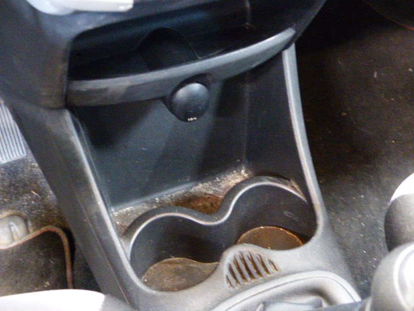 PEUGEOT 107 2013 - Photo n°12