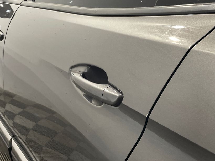 PEUGEOT 3008 2023 - Photo n°3