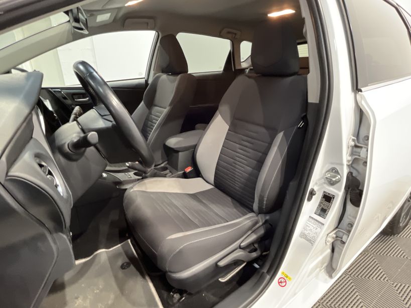 TOYOTA AURIS MY17 2018 - Photo n°10