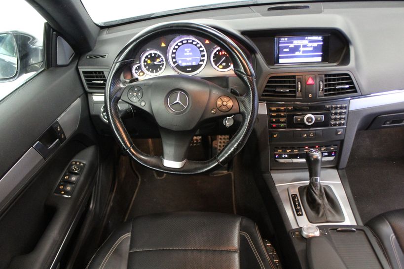 MERCEDES CLASSE E COUPE 2009 - Photo n°3
