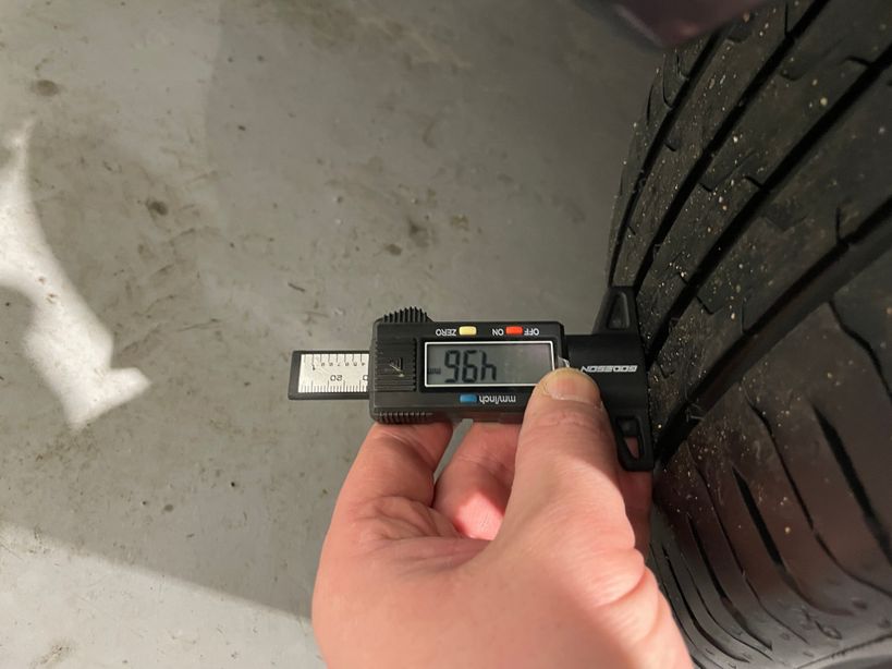 RENAULT MEGANE IV ESTATE 2023 - Photo n°1