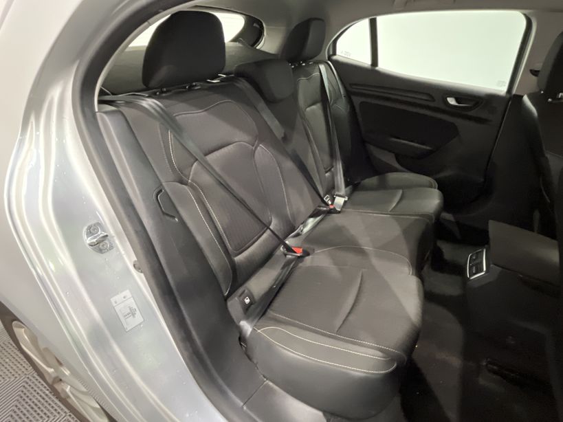 RENAULT MEGANE IV BERLINE BUSINESS 2020 - Photo n°40