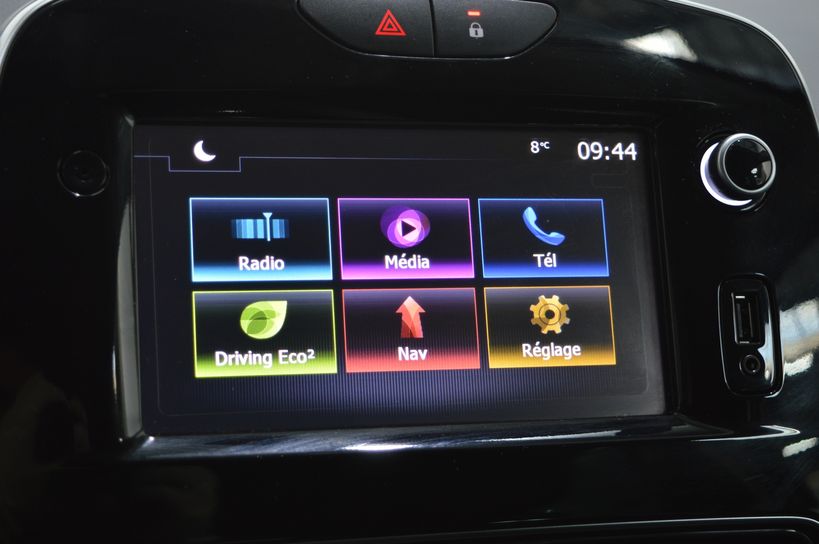 RENAULT CLIO IV 2016 - Photo n°15
