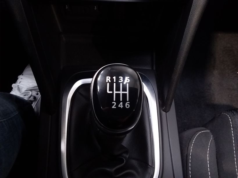 RENAULT MEGANE IV ESTATE 2019 - Photo n°28