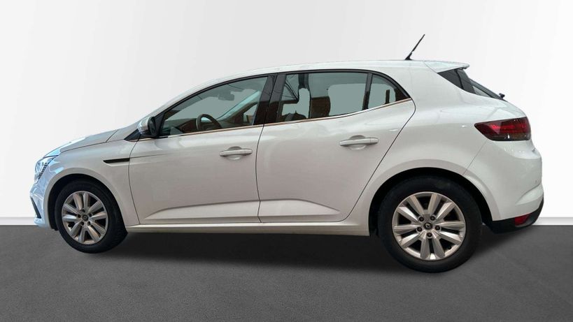 RENAULT MEGANE IV BERLINE 2021 - Photo n°8