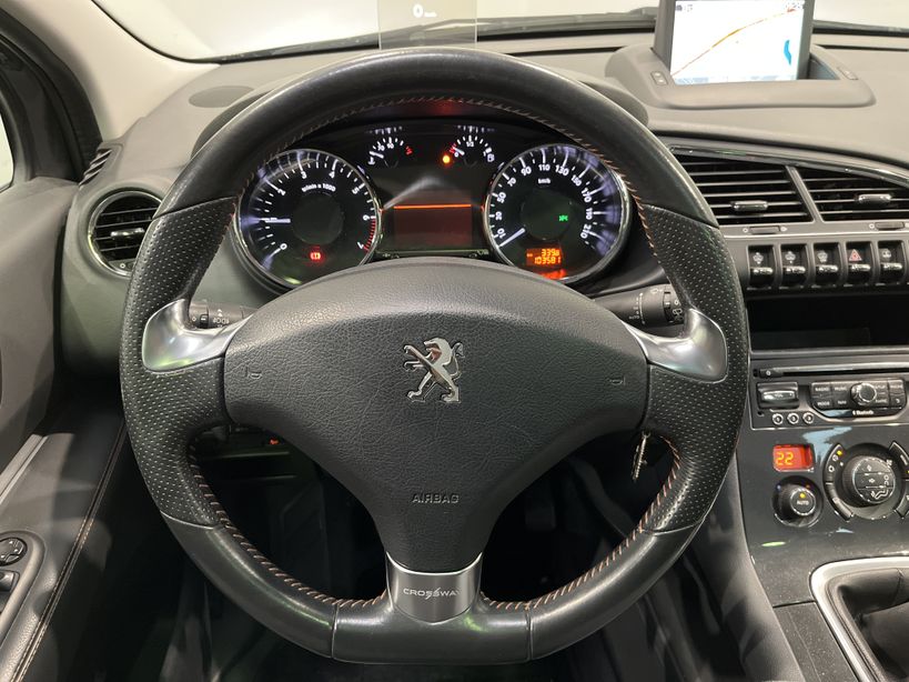 PEUGEOT 3008 2015 - Photo n°11