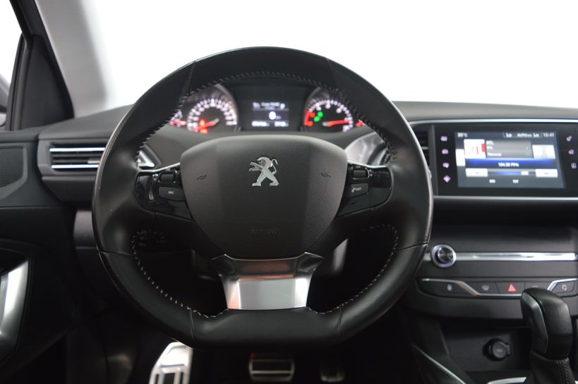 PEUGEOT 308 SW 2016 - Photo n°13