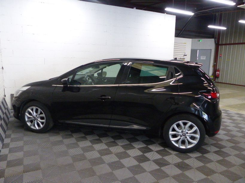 RENAULT CLIO IV 2018 - Photo n°12