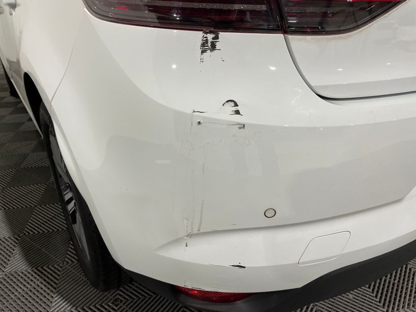 RENAULT MEGANE IV BERLINE 2022 - Photo n°9