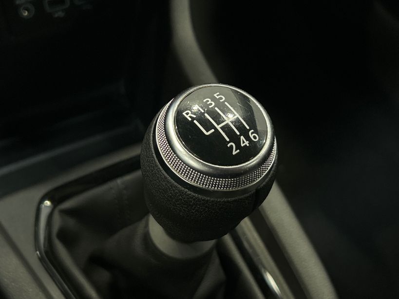 RENAULT CLIO V 2022 - Photo n°17