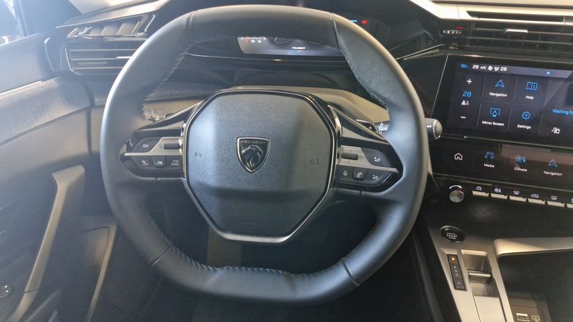 PEUGEOT 308 2025 - Photo n°8