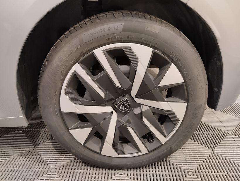 PEUGEOT 208 2025 - Photo n°8