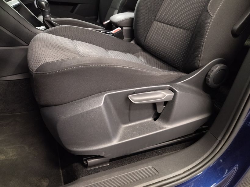 VOLKSWAGEN TOURAN 2017 - Photo n°25