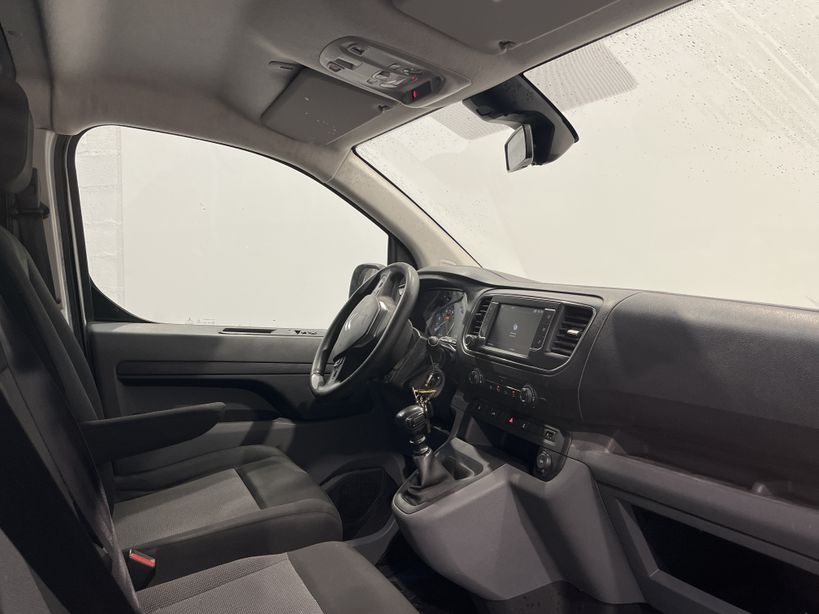CITROEN JUMPY FOURGON 2018 - Photo n°19