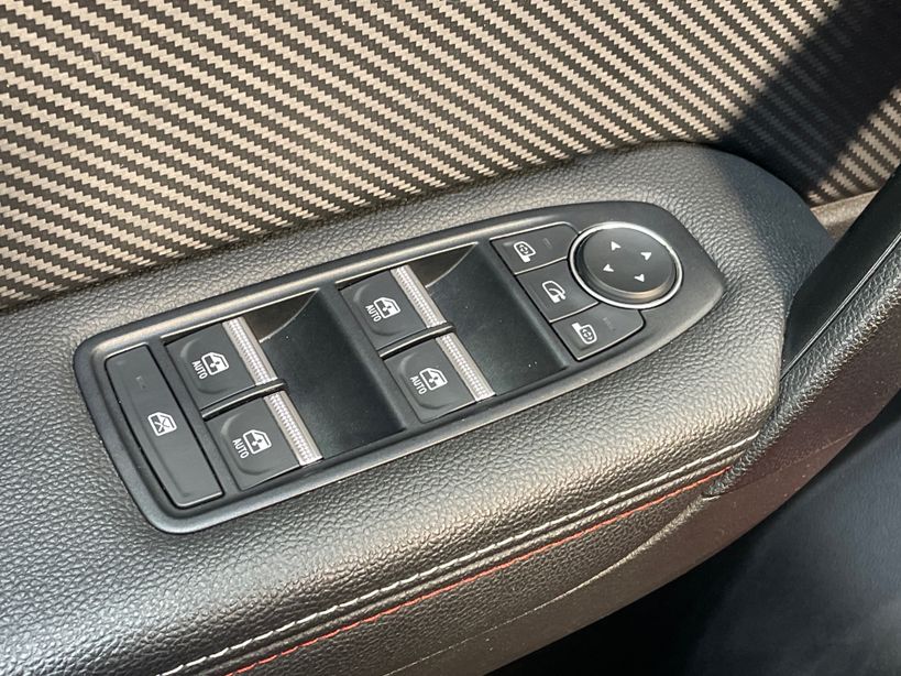 RENAULT CAPTUR 2021 - Photo n°37