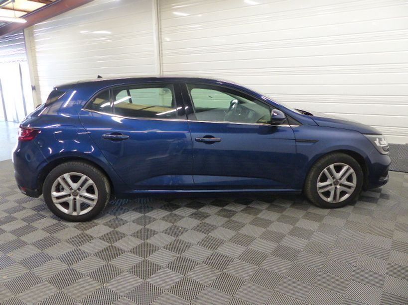 RENAULT MEGANE IV BERLINE BUSINESS 2019 - Photo n°31