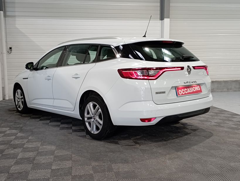 RENAULT MEGANE IV ESTATE BUSINESS 2019 - Photo n°8