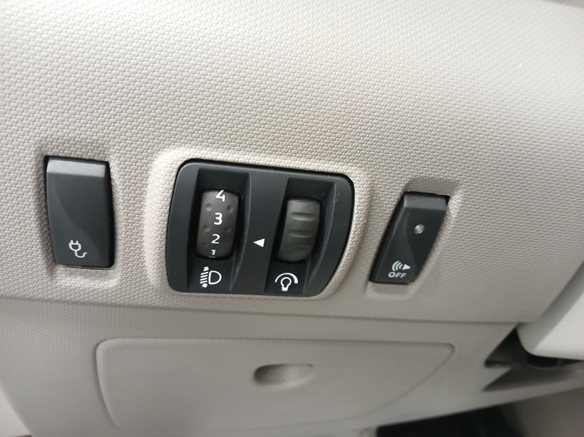 RENAULT ZOE 2017 - Photo n°26
