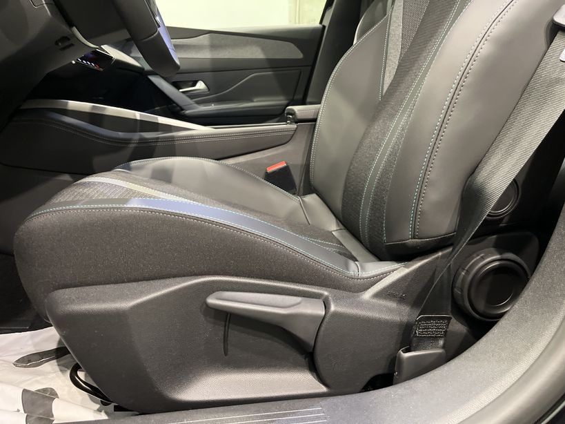 PEUGEOT 308 2023 - Photo n°36