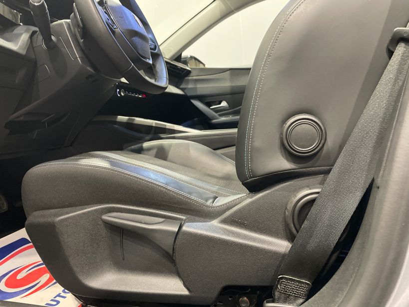 PEUGEOT 308 2023 - Photo n°37