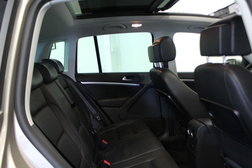 VOLKSWAGEN TIGUAN 2014 - Photo n°8