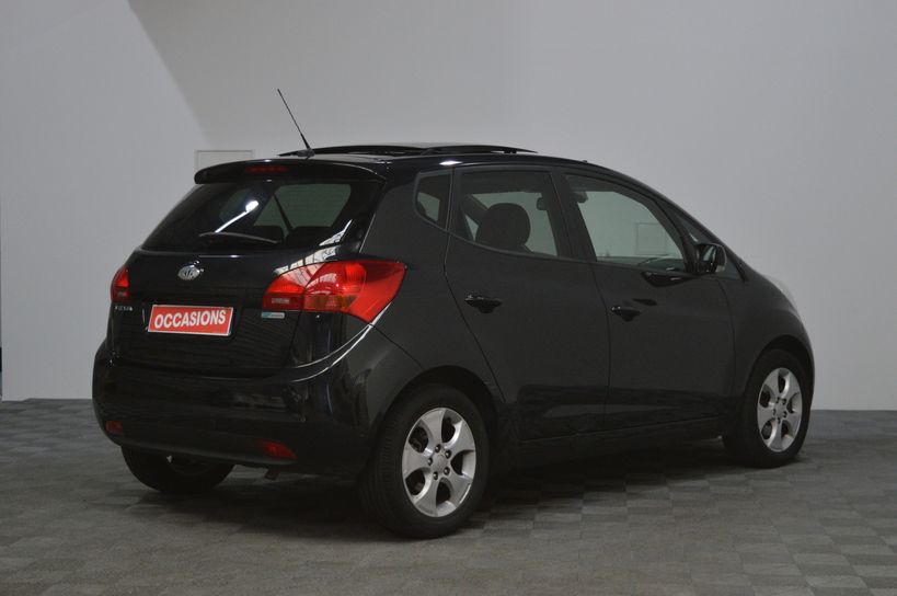 KIA VENGA 2014 - Photo n°3