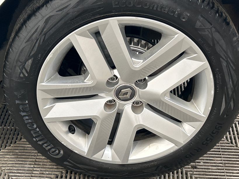 RENAULT CLIO V 2020 - Photo n°6