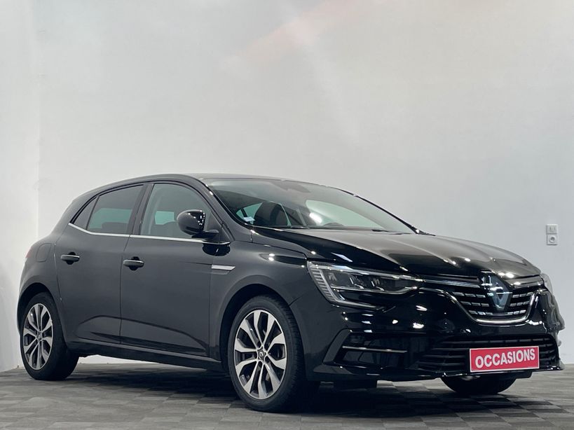 RENAULT MEGANE IV BERLINE 2021 - Photo n°2