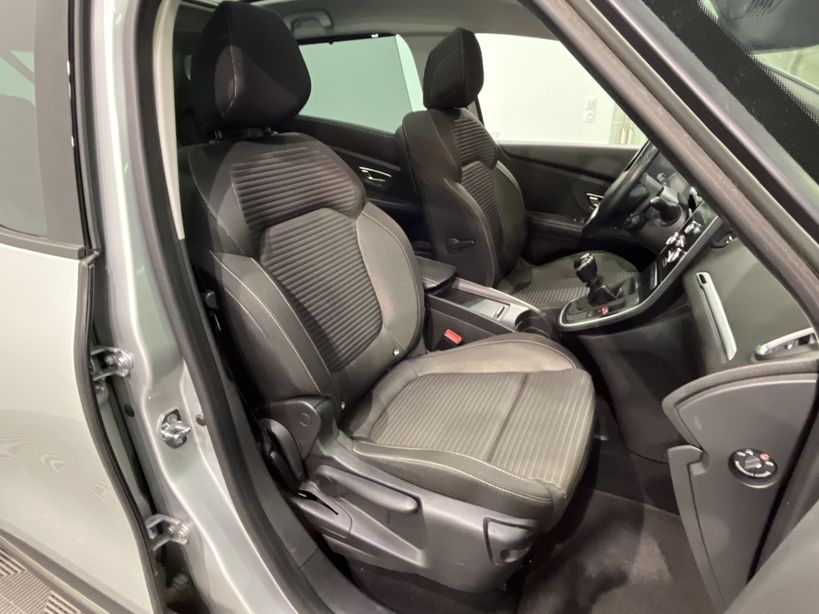 RENAULT SCENIC IV BUSINESS 2017 - Photo n°43
