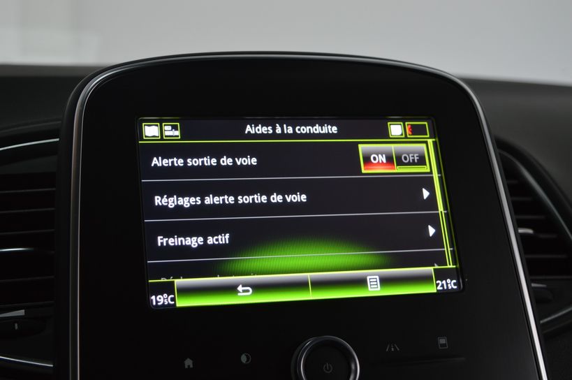 RENAULT GRAND SCENIC IV BUSINESS 2018 - Photo n°17