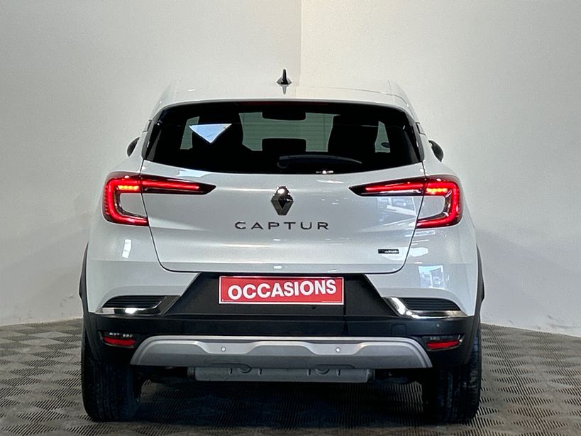 RENAULT CAPTUR 2022 - Photo n°6