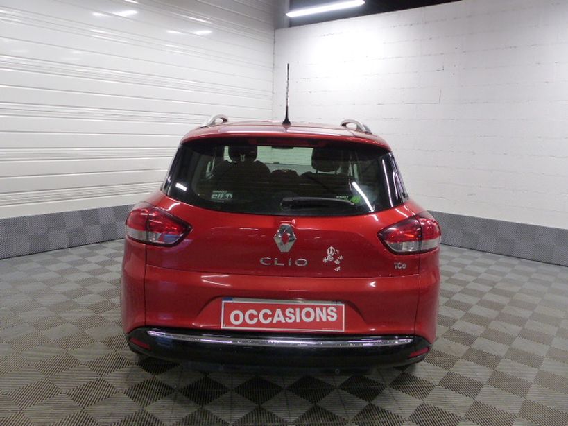 RENAULT CLIO IV ESTATE 2013 - Photo n°12