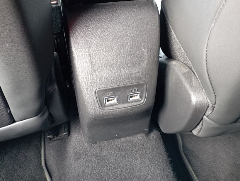 PEUGEOT 208 2021 - Photo n°13