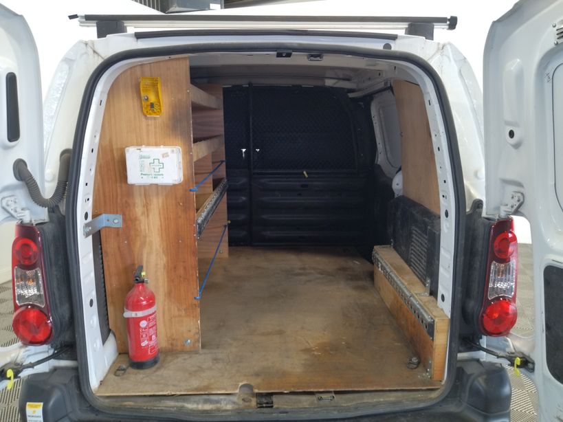 CITROEN BERLINGO FOURGON 2018 - Photo n°8