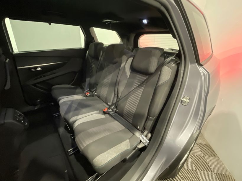 PEUGEOT 5008 2023 - Photo n°10