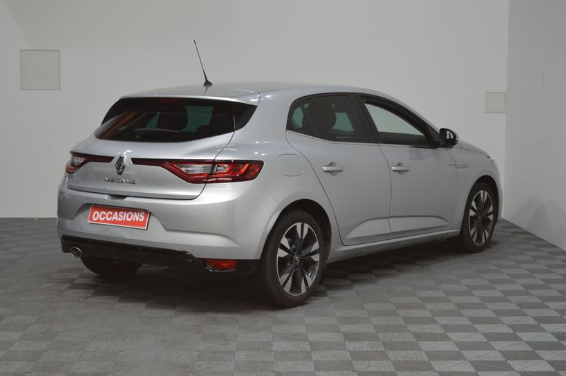 RENAULT MEGANE IV BERLINE 2019 - Photo n°3